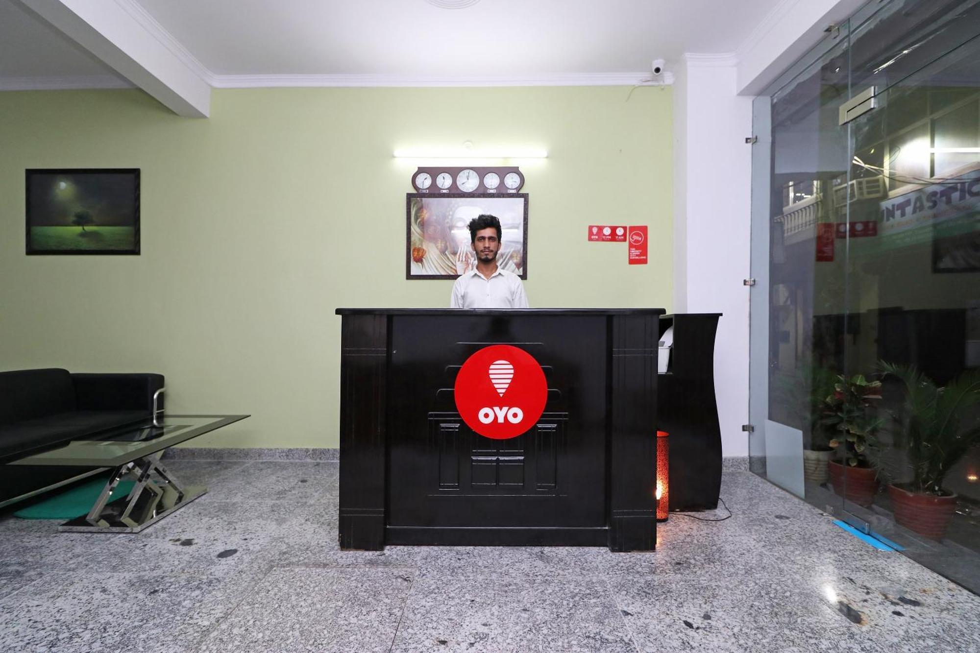 Hotel O Pearl Residency Yeni Delhi Dış mekan fotoğraf